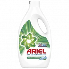 Detergent lichid Ariel Mountain Spring, 2.2 L