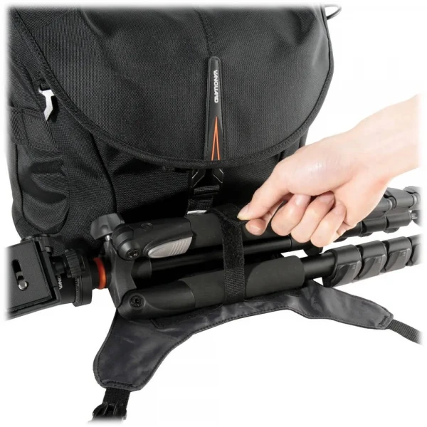 Geantă pe umăr Vanguard THE HERALDER 28, Negru