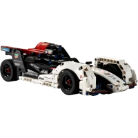Constructor LEGO 42137, 9+